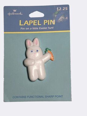 Hallmark Easter Bunny Lapel Pin With Carrot Plastic Design 2 Inches Vintage